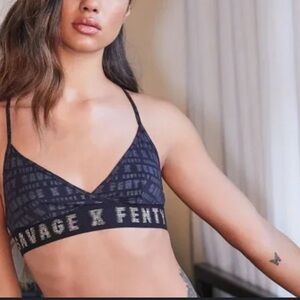 NWT Savage X Fenty Logo Bralette Small